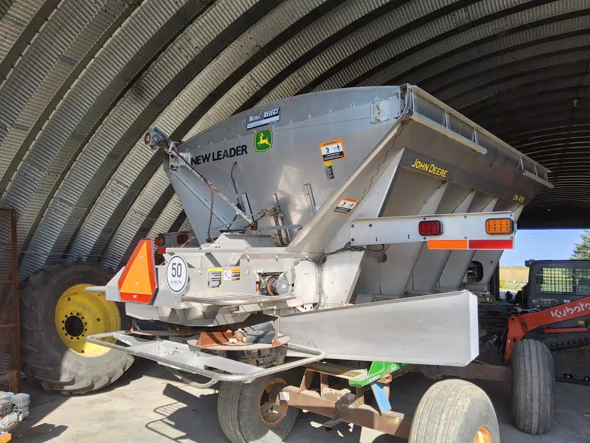 Gallery image 1 for Used 2020 John Deere DN 456 Spreader - Broadcast
