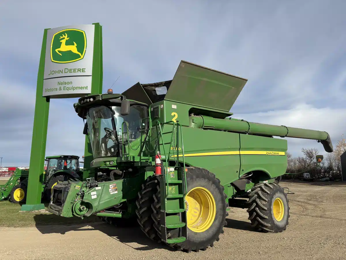 Gallery image 1 for Used 2019 John Deere S780 Combine