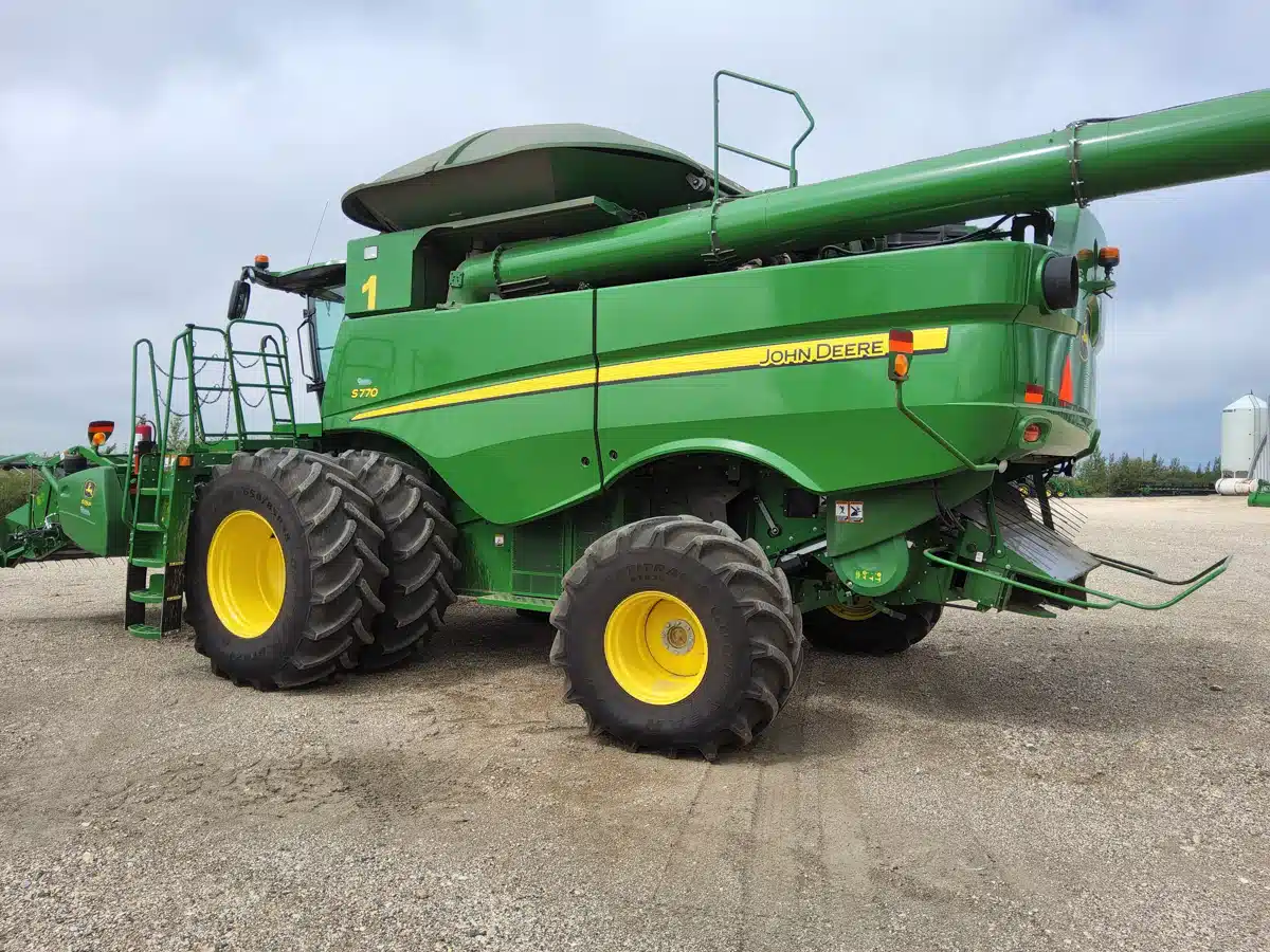 Gallery image 1 for Used 2020 John Deere S770 Combine
