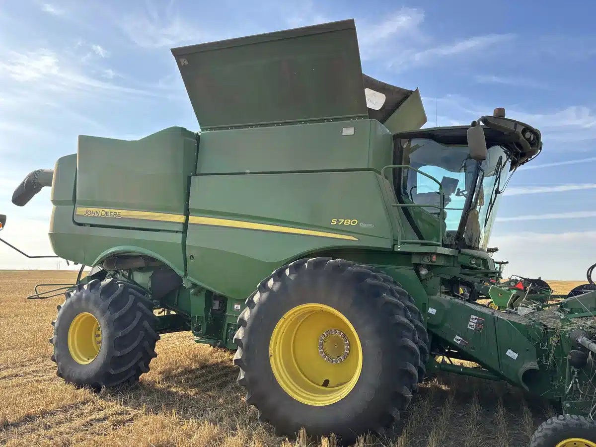 Gallery image 2 for Used 2020 John Deere S780 Combine