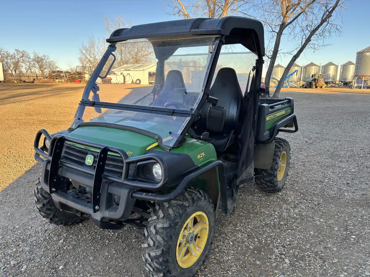 Gallery image 2 for 2014 John Deere XUV 825I Utility Vehicle