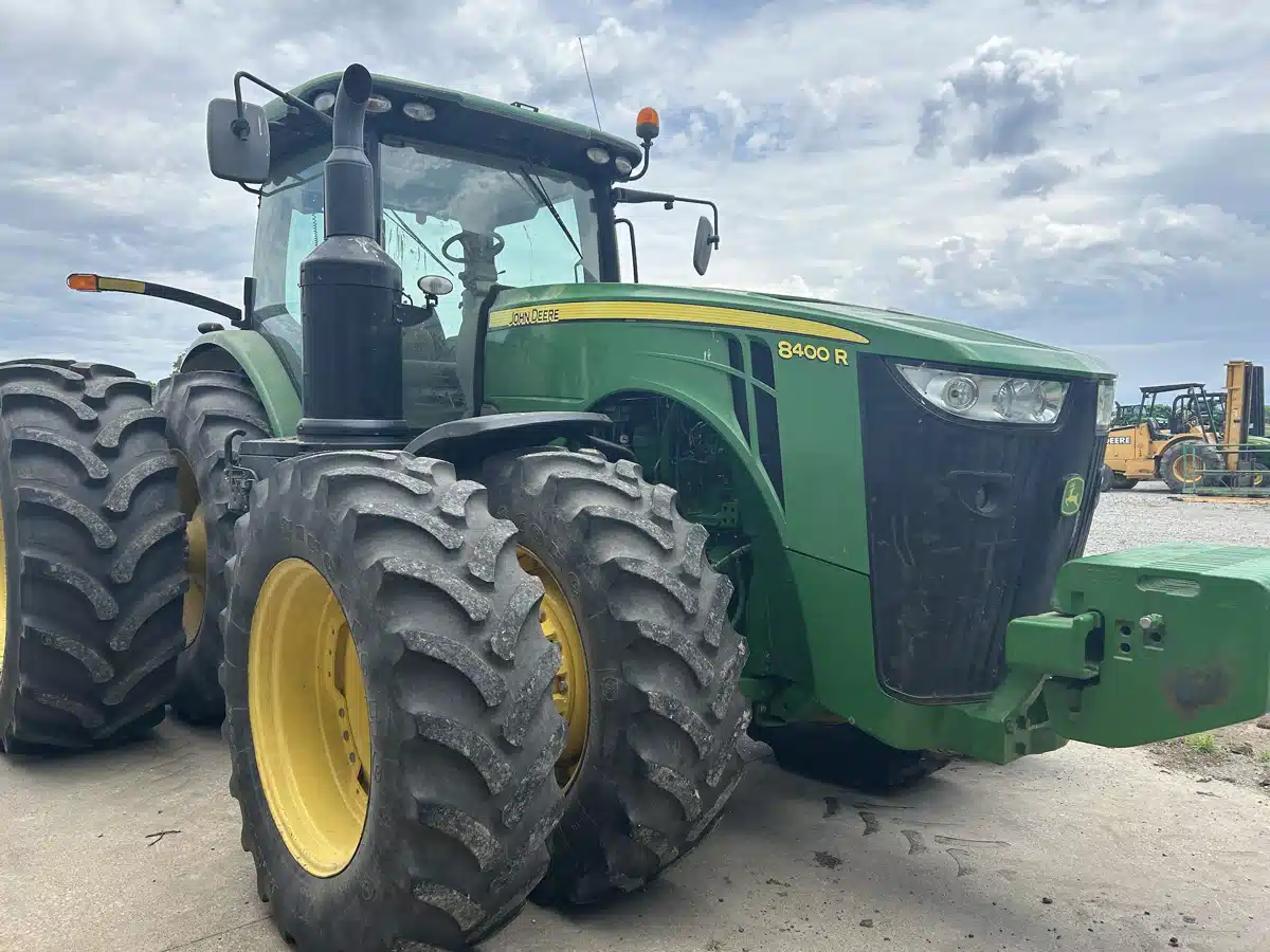 Used 2017 John Deere 8400R Tractor