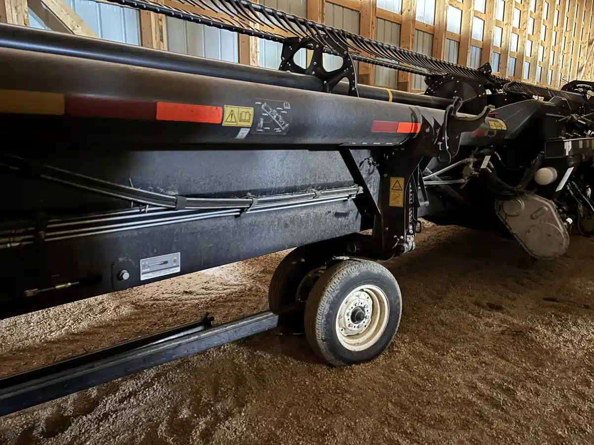 Gallery image 2 for Used 2020 MacDon FD140 Header - Flex Draper