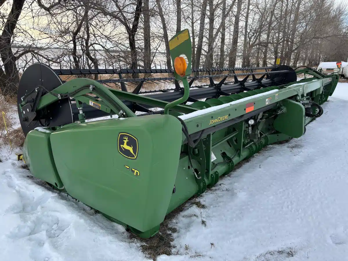 Gallery image 2 for 2014 John Deere 635FD Header - Draper