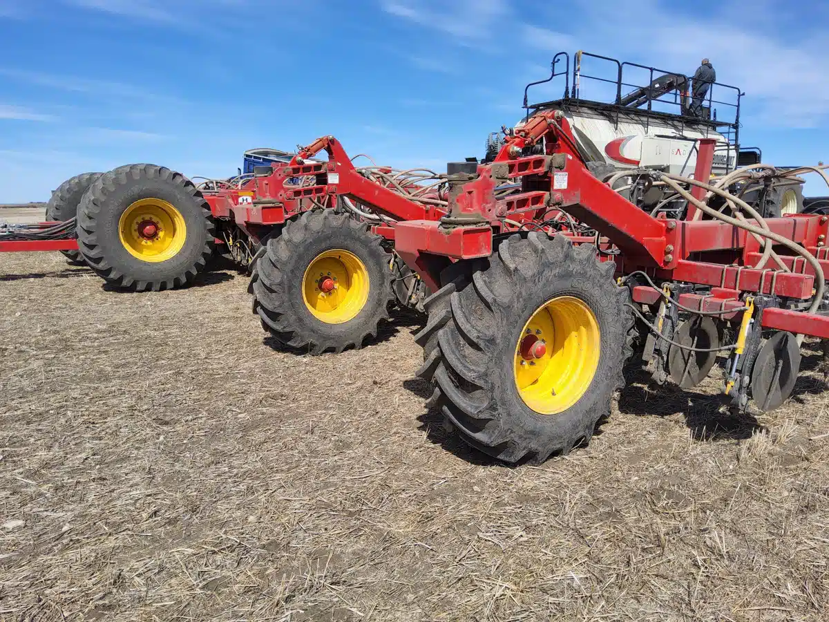 Photo de la Galerie 1 pour 2018 Bourgault 3320QDA Semoir à air