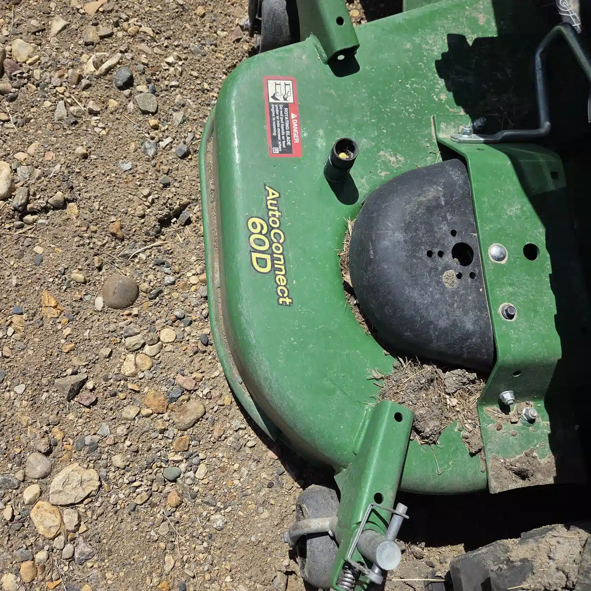 Photo de la Galerie 2 pour 2022 John Deere 1025R Tracteur