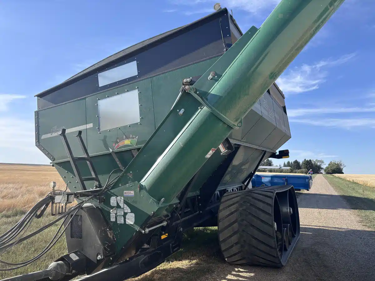Gallery image 1 for 2015 Elmers Mfg HAULMASTER 1150 Grain Cart