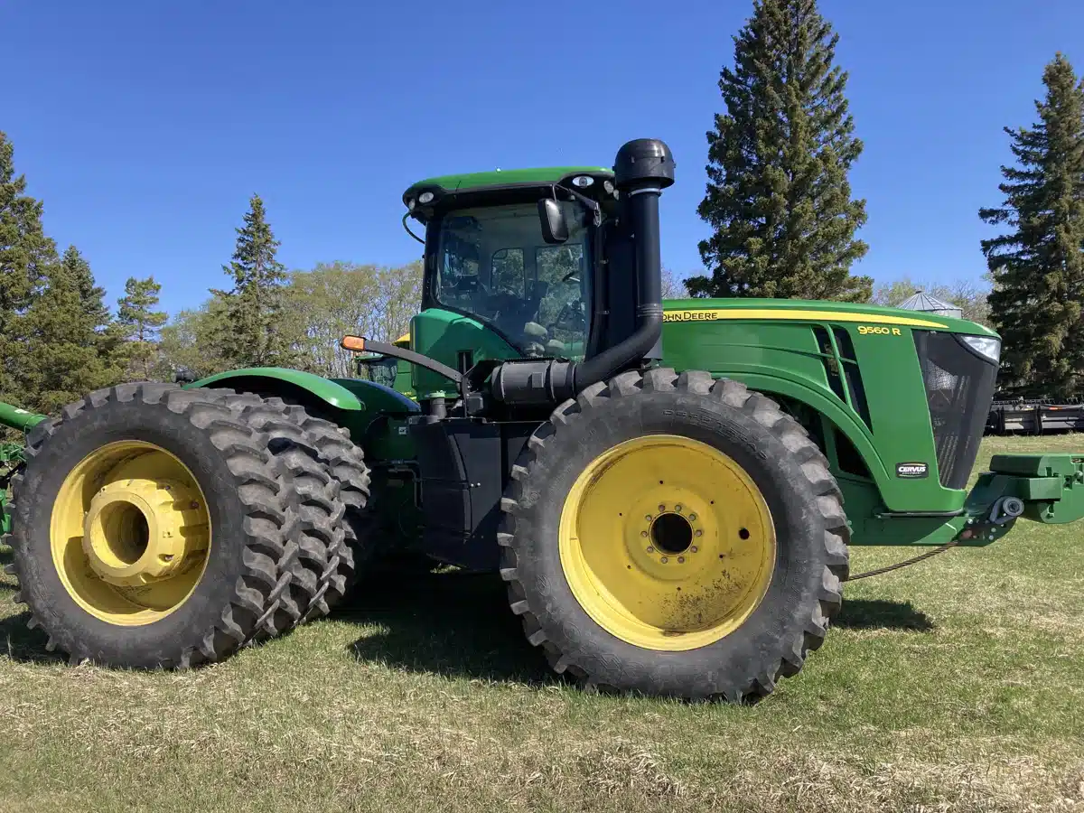 Gallery image 2 for Used 2013 John Deere 9560R Tractor