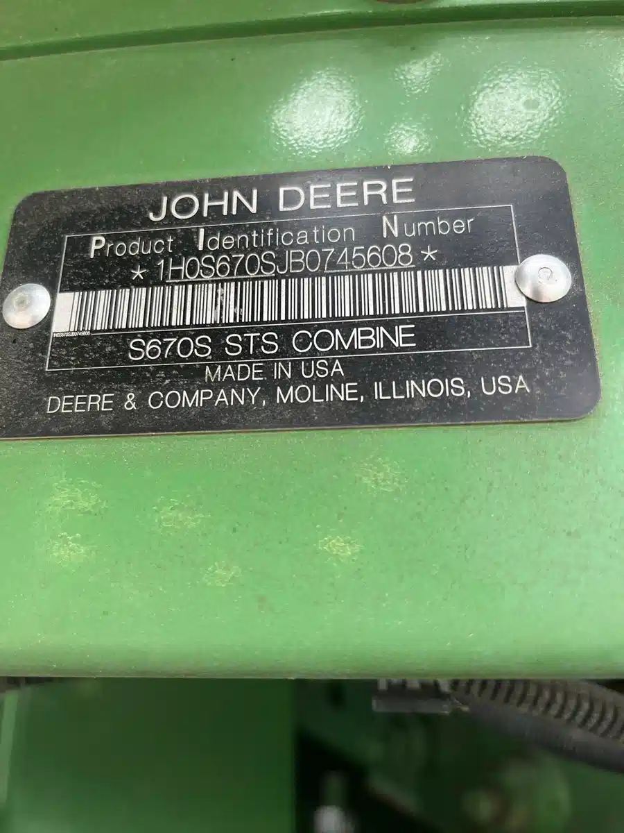 Gallery image 2 for Used 2012 John Deere S670 Combine
