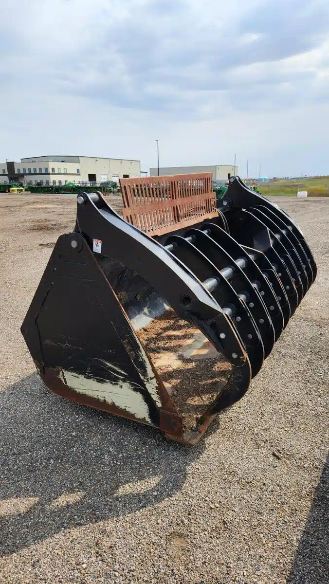 Gallery image 1 for Used 2022 Horst Welding THMBHVSG108JC530B Grapple