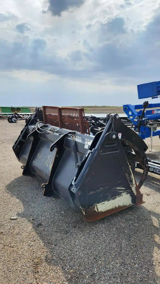 Gallery image 2 for Used 2022 Horst Welding THMBHVSG108JC530B Grapple