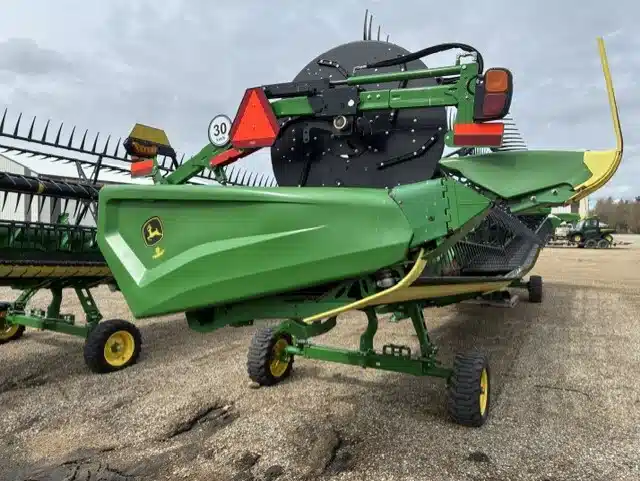 Photo de la Galerie 2 pour 2024 John Deere HD40R Nez - Toile/Tapis