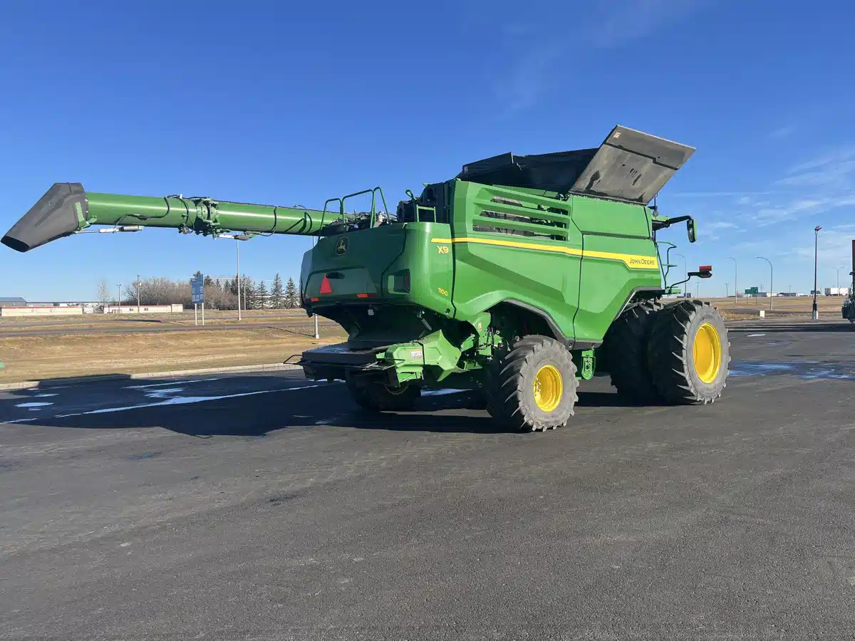 Gallery image 2 for Used 2024 John Deere X9 1100 Combine