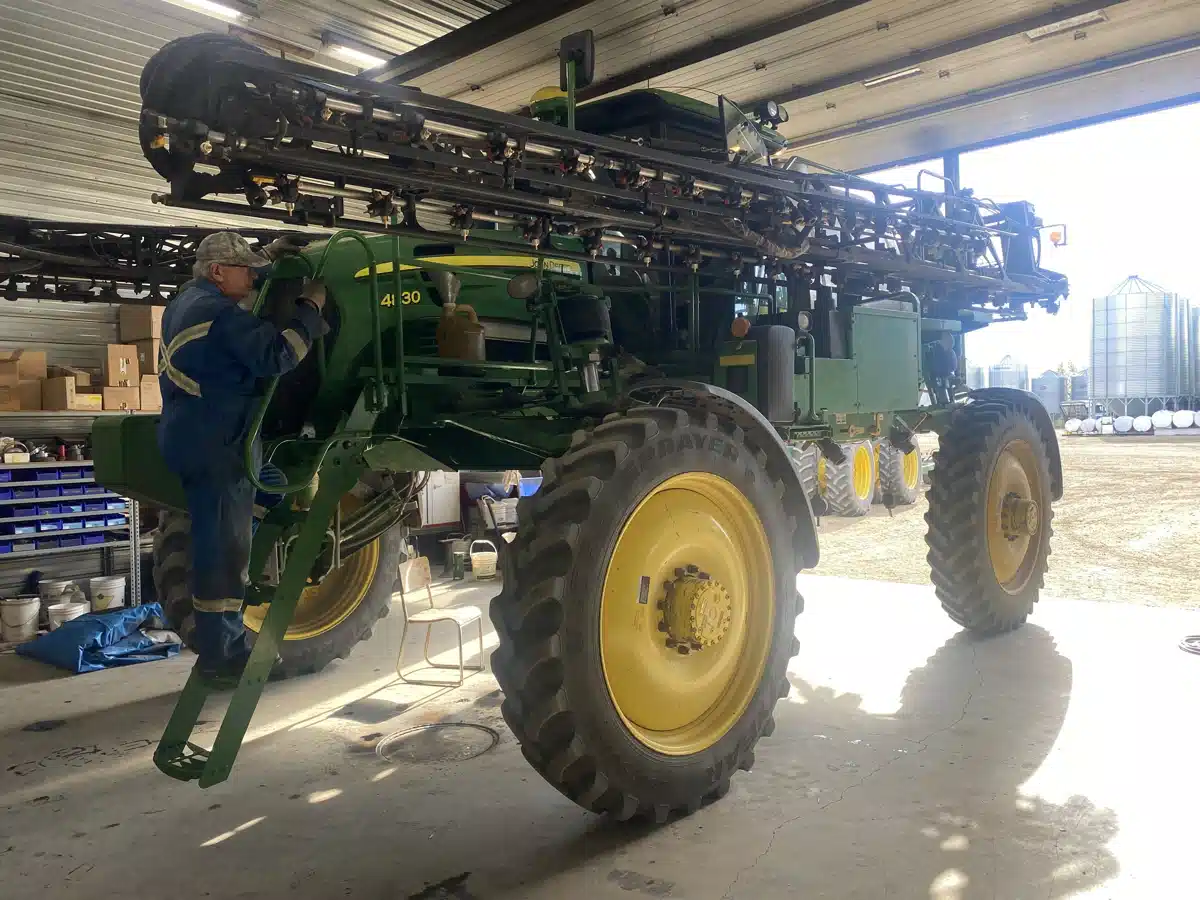 Gallery image 1 for Used 2009 John Deere 4830 Sprayer - Self Propelled