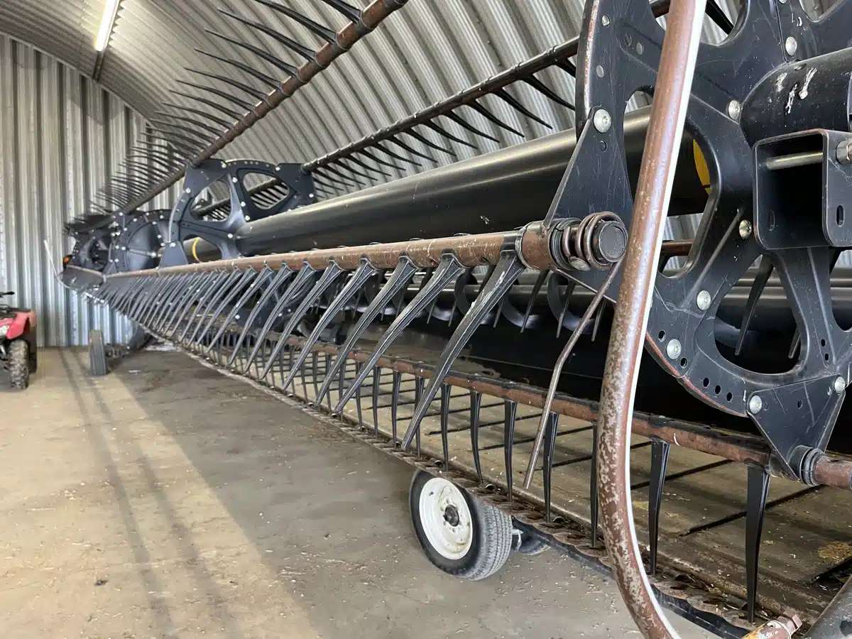 Gallery image 1 for Used 2016 MacDon FD75 Header - Flex Draper