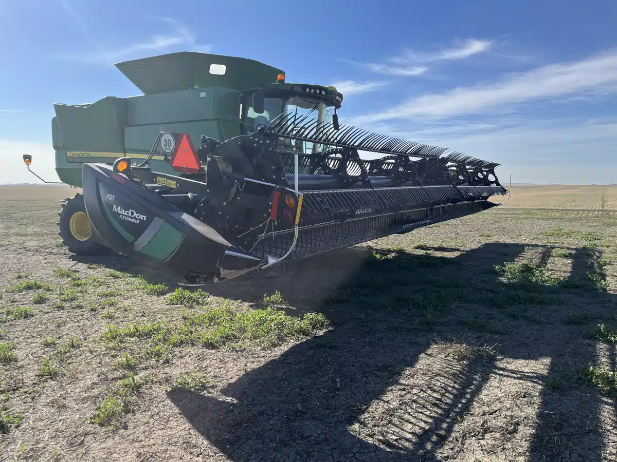 Gallery image 1 for Used 2021 MacDon FD140 Header - Flex Draper