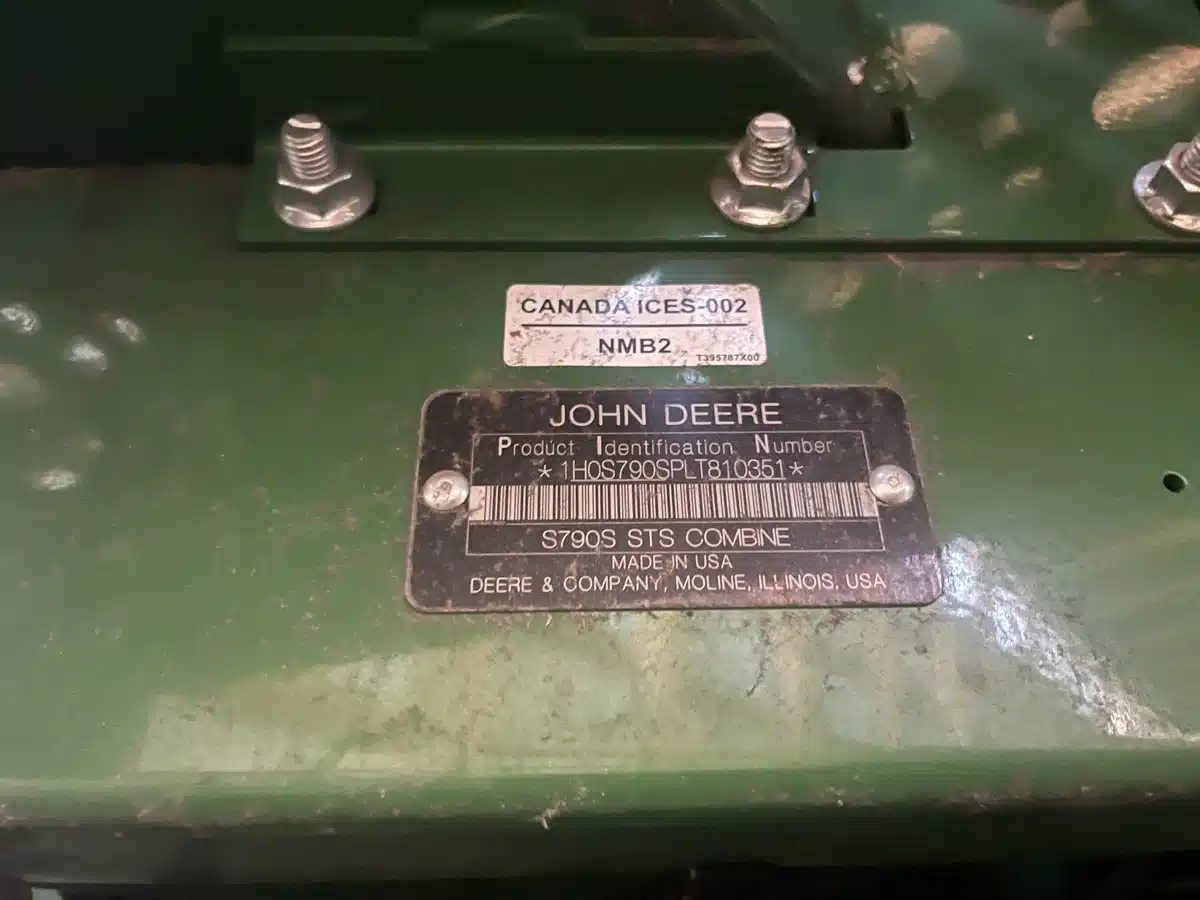 Gallery image 2 for Used 2020 John Deere S790 Combine