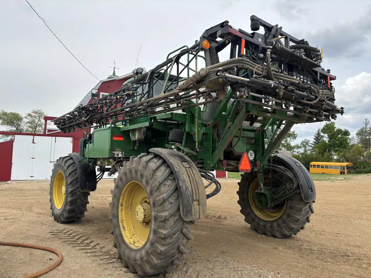 Gallery image 2 for Used 2013 John Deere 4730 Sprayer - Self Propelled