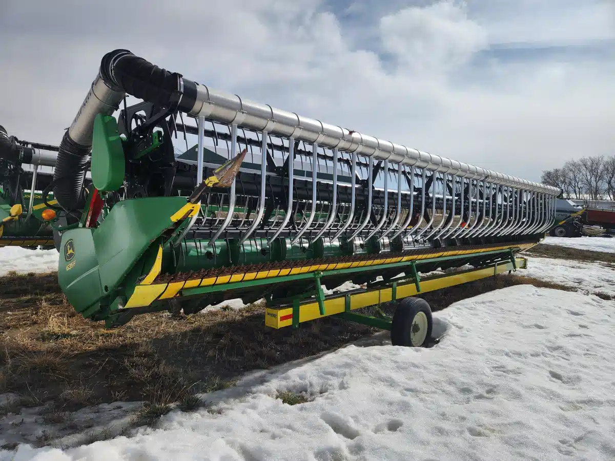 Gallery image 2 for Used 2016 John Deere 635 Header - Flex