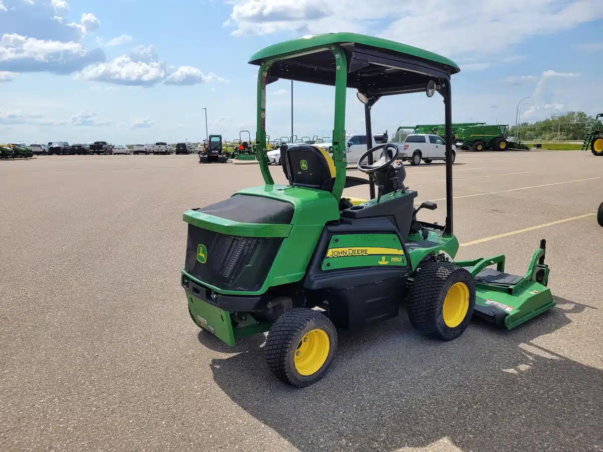 Gallery image 2 for Used 2016 John Deere 1550 Mower - Front Deck