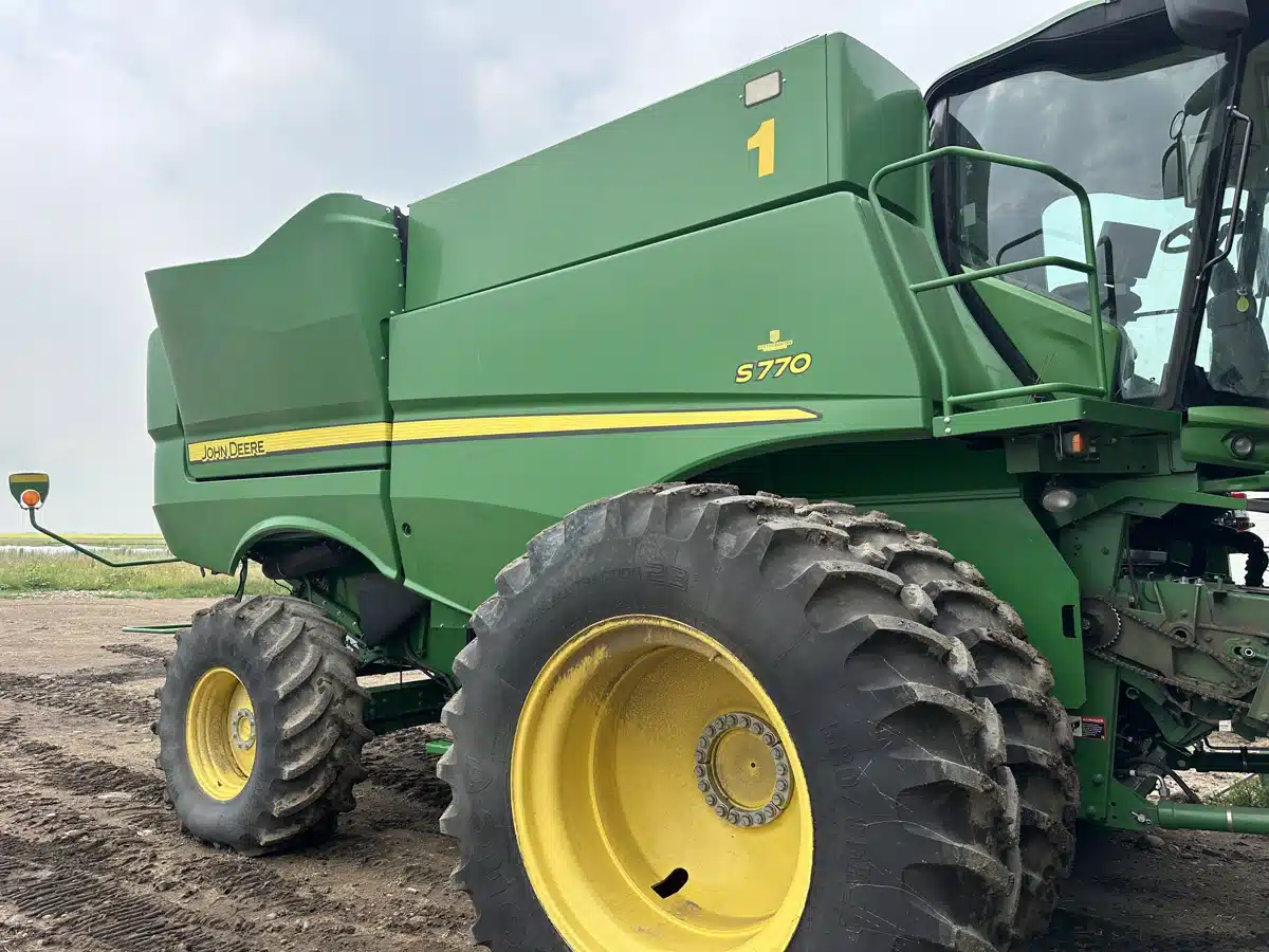 Gallery image 1 for Used 2019 John Deere S770 Combine