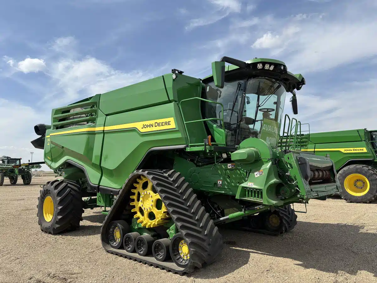 Gallery image 2 for Used 2023 John Deere X9 1100 Combine