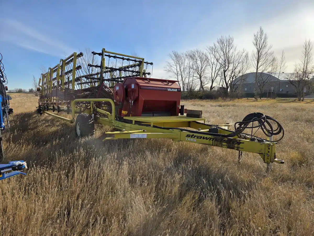 Gallery image 2 for Used 2011 Degelman SM7000 Harrow