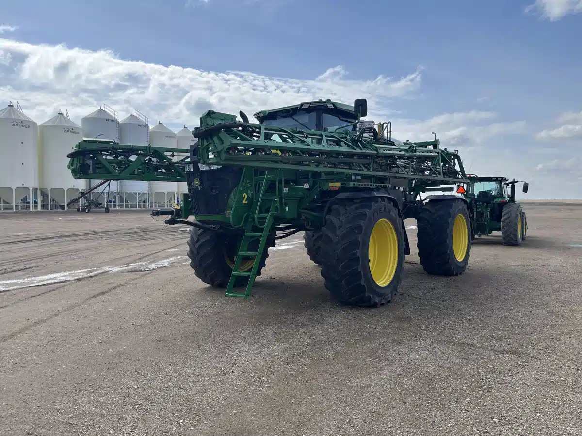 Gallery image 1 for Used 2024 John Deere 616R Sprayer - Self Propelled