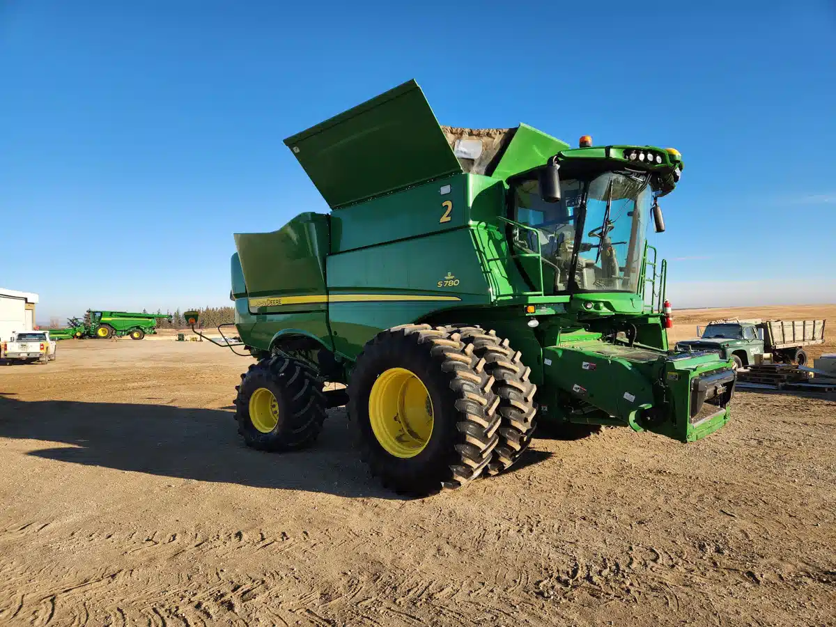 Gallery image 2 for 2019 John Deere S780 Combine