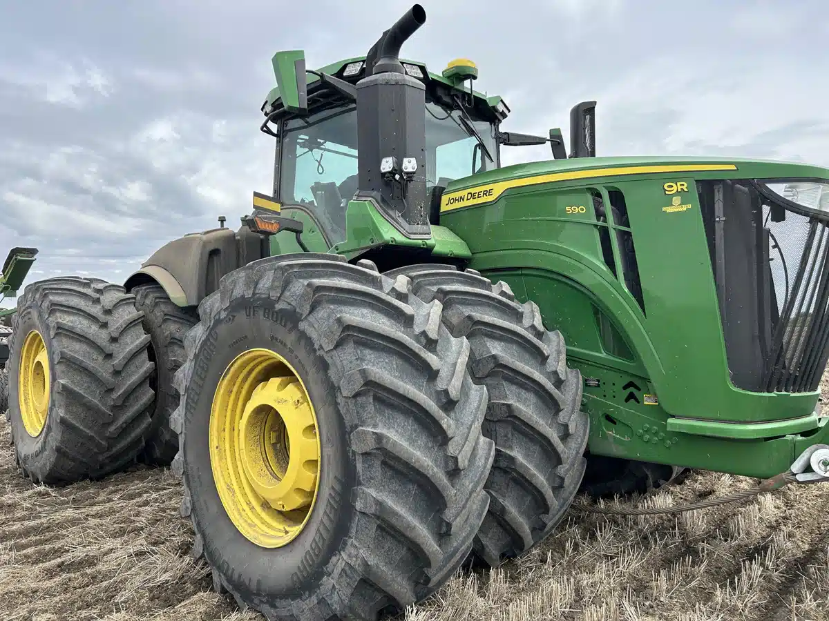 Gallery image 2 for Used 2022 John Deere 9R 590 Tractor