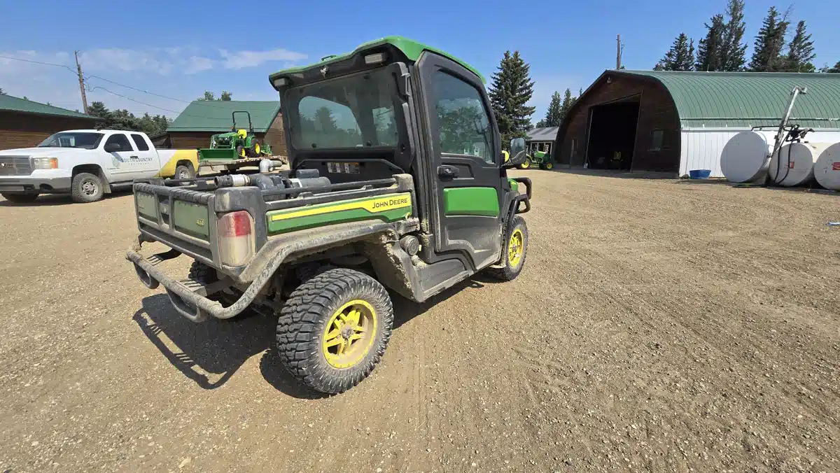 Gallery image 2 for Used 2022 John Deere XUV 835R Utility Vehicle