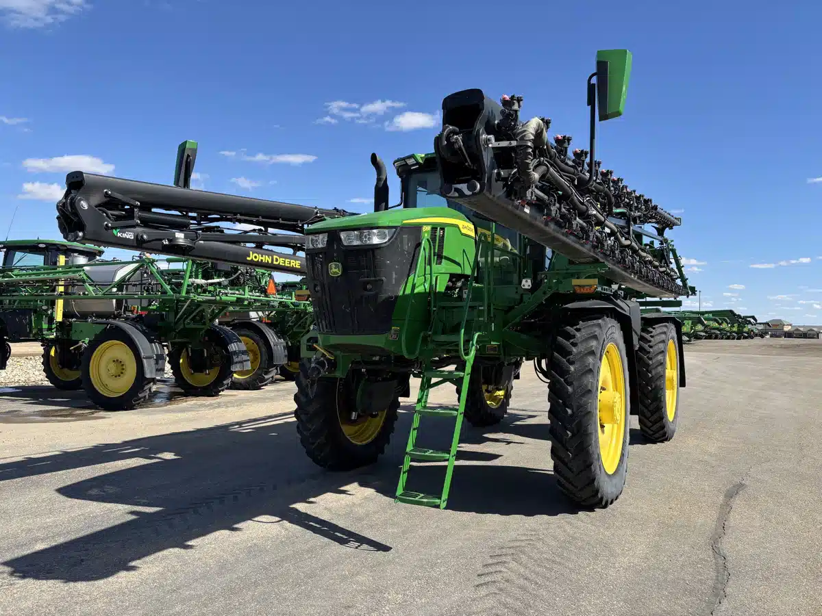 Gallery image 2 for 2023 John Deere 616R Sprayer - Self Propelled