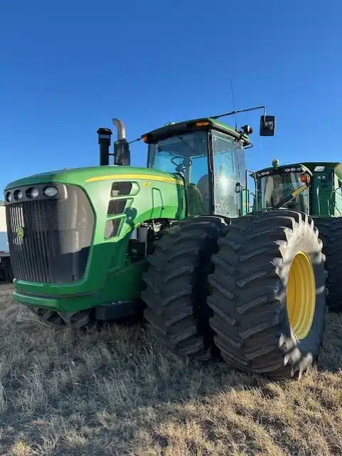 Gallery image 2 for 2011 John Deere 9530 Tractor
