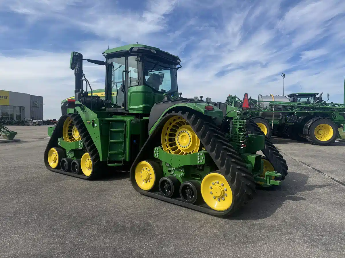 Gallery image 2 for 2025 John Deere 9RX 640 Tractor