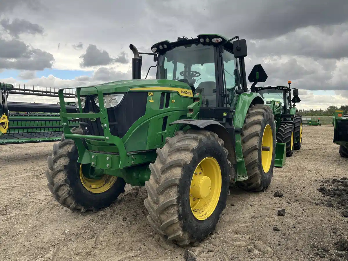 Photo de la Galerie 1 pour 2025 John Deere 6155M Tracteur