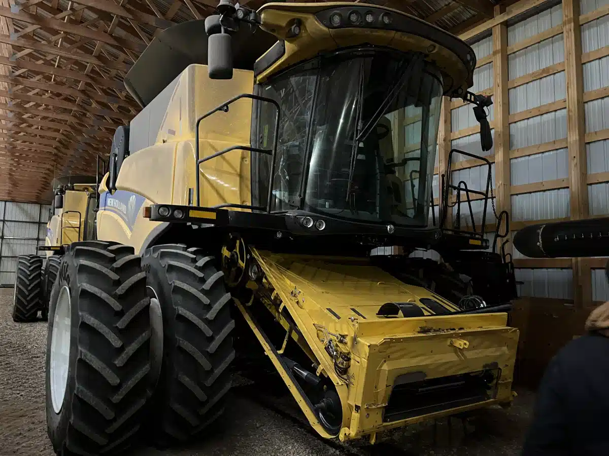 Photo de la Galerie 1 pour 2021 New Holland CX8.80 Batteuse