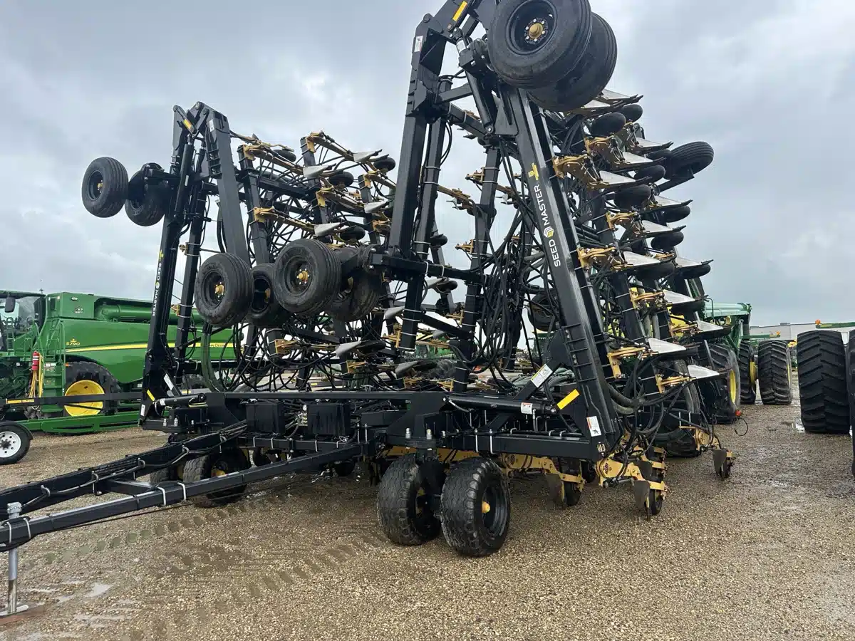 Gallery image 2 for 2019 SeedMaster 80-12TXB Air Drill