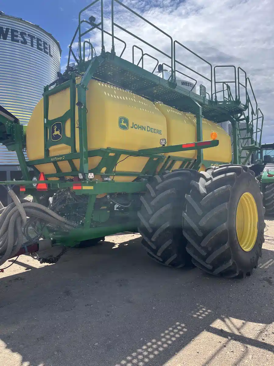 Gallery image 2 for 2017 Seed Hawk 60-12TXB Air Drill