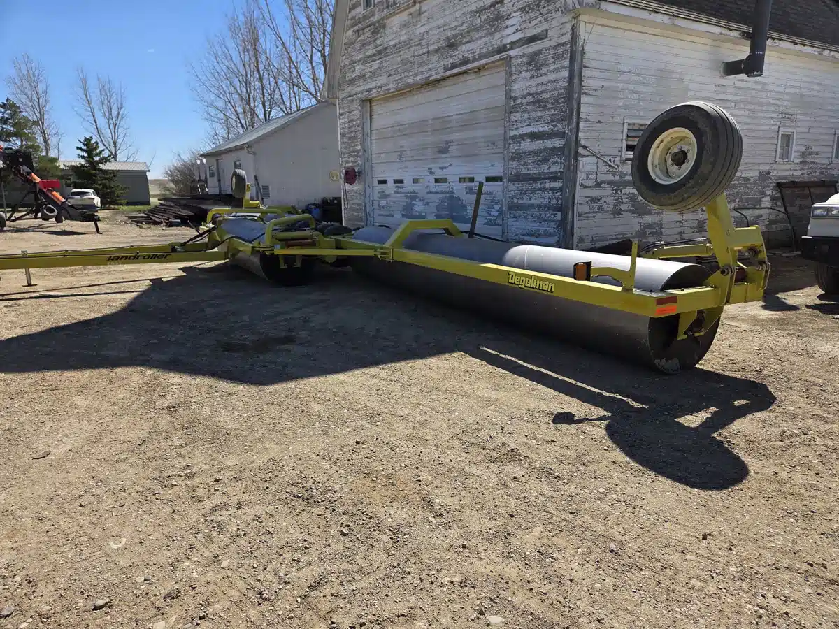 Gallery image 2 for 2017 Degelman LR7651 Land Roller