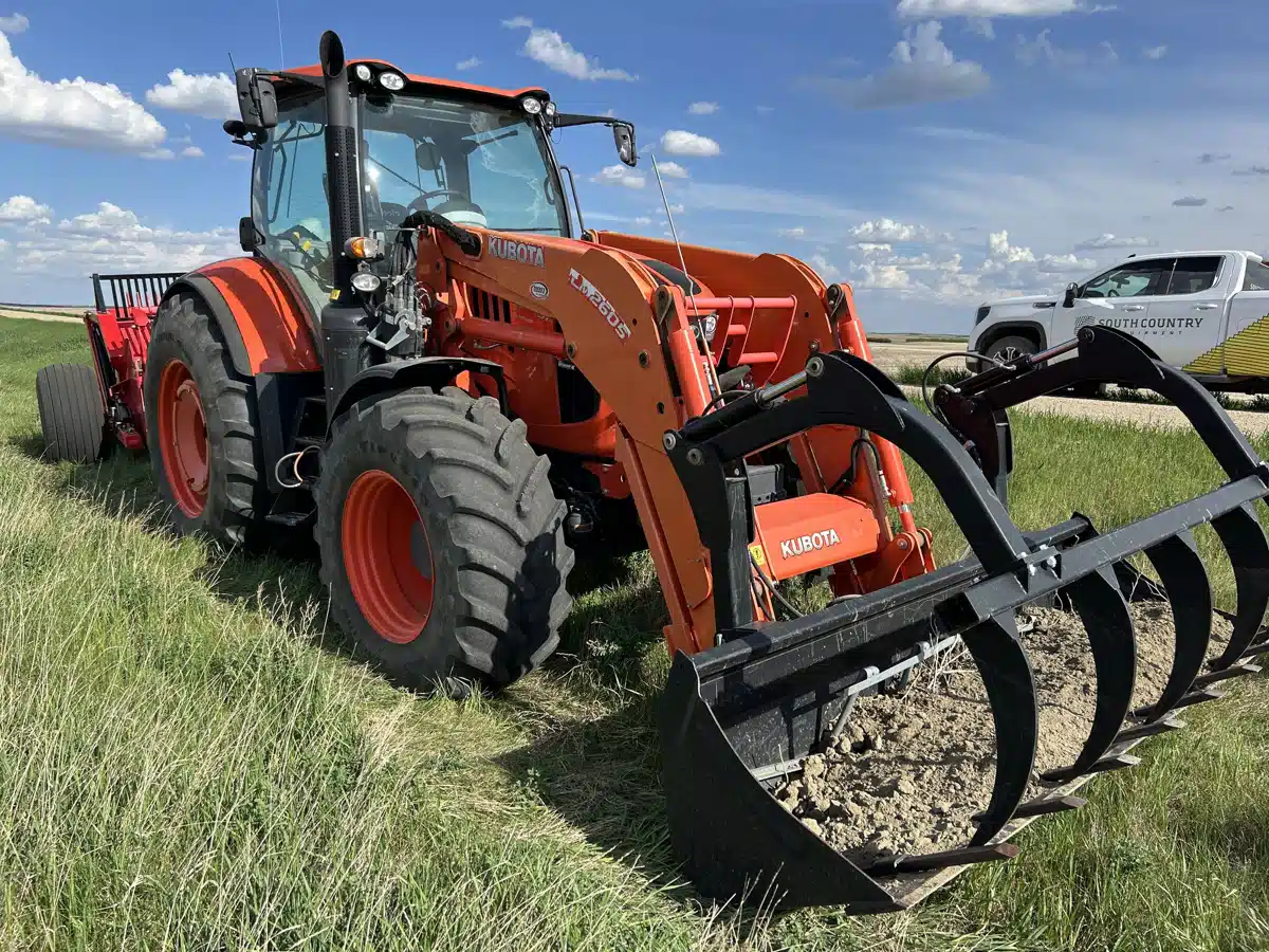 Gallery image 2 for 2018 Kubota M7-151P Tractor