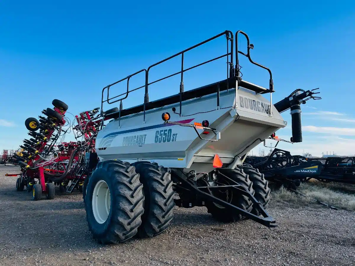 Gallery image 1 for Used 2011 Bourgault 6550 Air Cart