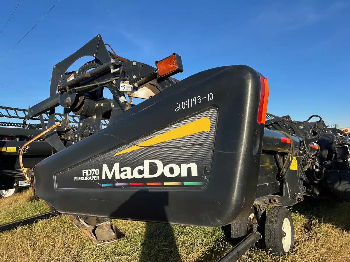 Gallery image 1 for Used 2010 MacDon FD70 Header Combine