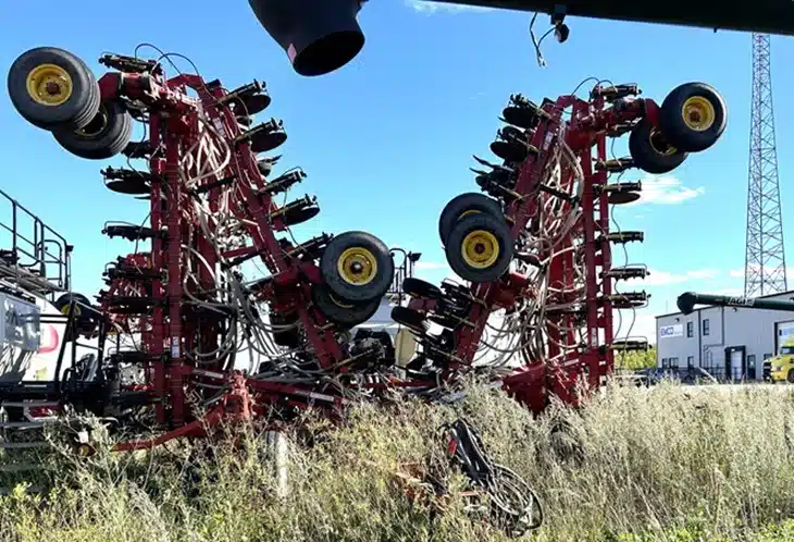 Gallery image 2 for Used 2015 Bourgault 3320-SIZE-UNSPECIFIED Air Drill