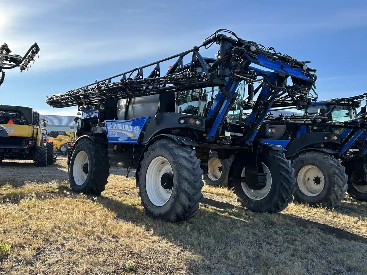 Gallery image 1 for 2021 New Holland SP370F Sprayer - Self Propelled