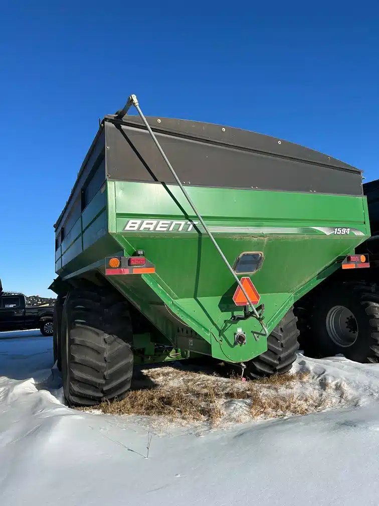 Gallery image 1 for Used 2012 Brent 1594 Grain Cart