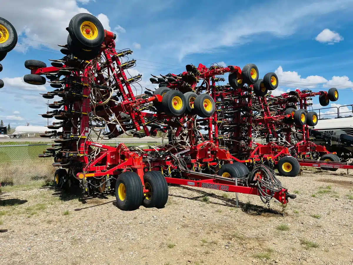 Gallery image 2 for 2017 Bourgault 3320-SIZE-UNSPECIFIED Air Drill