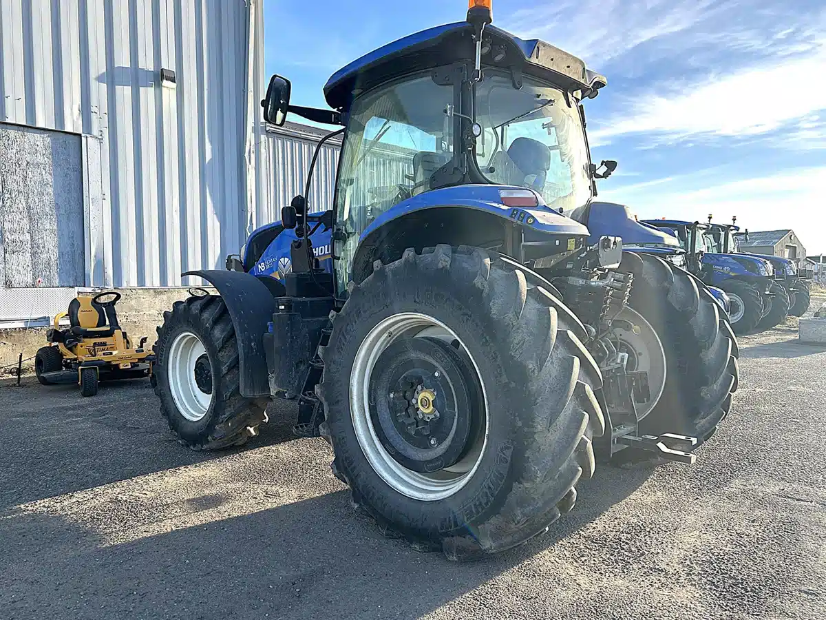 Gallery image 2 for 2021 New Holland T7.175 Tractor