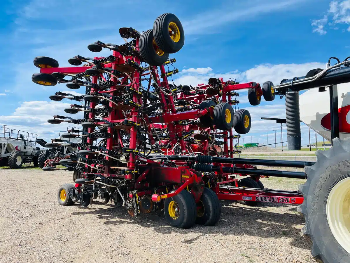 Gallery image 2 for Used 2020 Bourgault 3320-SIZE-UNSPECIFIED Air Drill