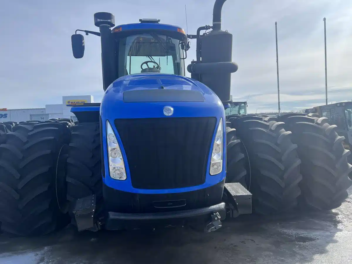 Gallery image 1 for Used 2019 New Holland T9.645 Tractor