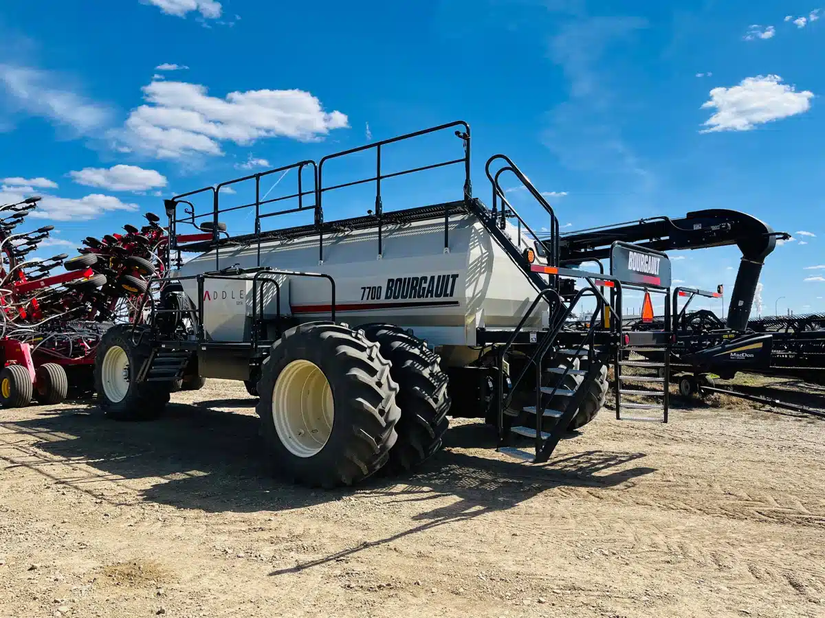 Gallery image 2 for Used 2019 Bourgault 7700 Air Cart